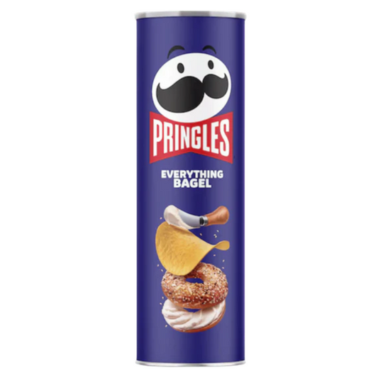 Pringles Everything Bagel Flavour USA 158g Dose
Pringles Everything Bagel Chips USA Verpackung
Pringles Everything Bagel Geschmack amerikanische Chips
Pringles Everything Bagel 158g Snack aus den USA
Pringles Everything Bagel Chips Dose Vorderseite